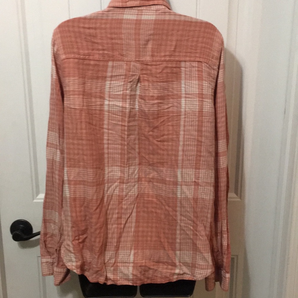 Button down - Picture 4 of 4